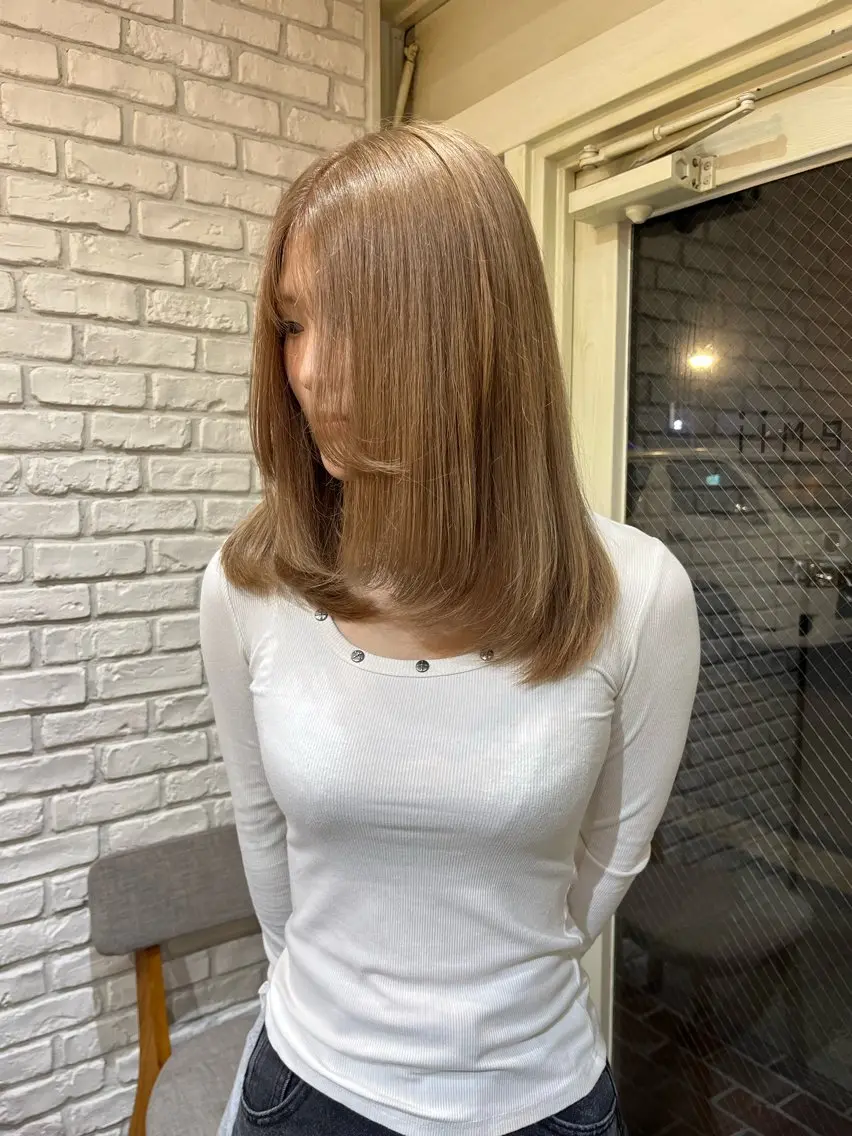 ミディアム カラー ヘアカラー トリートメント ミジュ/ ショートモデル募集のヘアスタイル