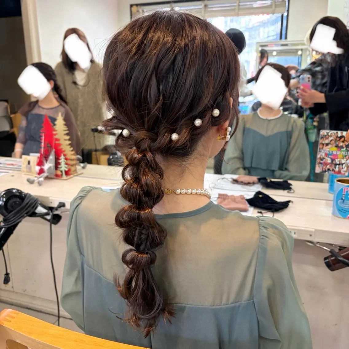 セミロング ヘアアレンジ ヘアセット 横浜パーマ🌐ボブ✨ 暖色カラーもえかのヘアスタイル
