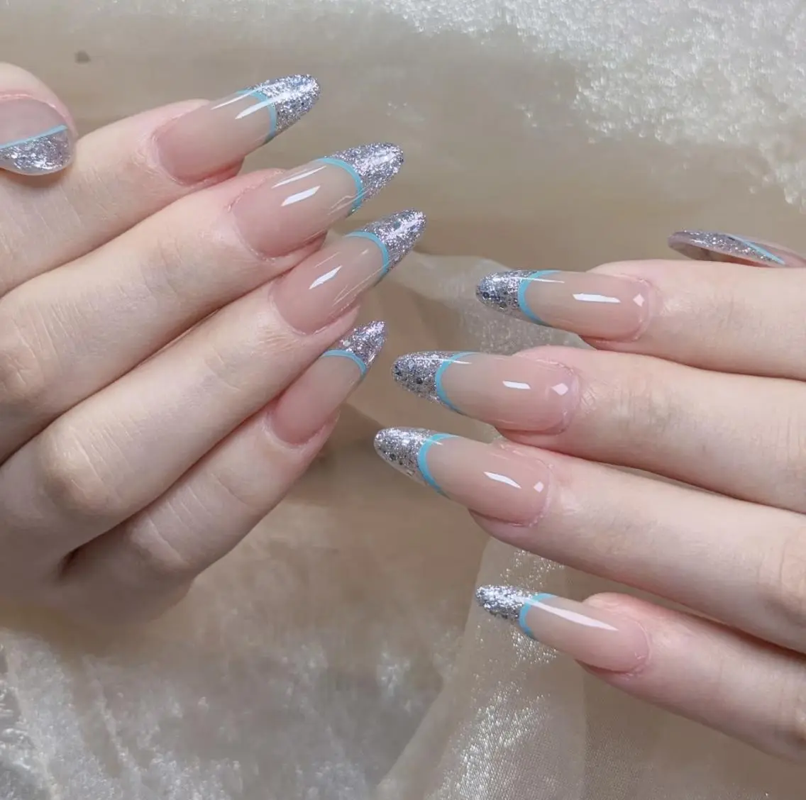 マツエク・マツパ 付け放題 韓国風マツエク ワンホンマツエク Kana🌻マツエク &Nailサロン💛のネイルデザイン