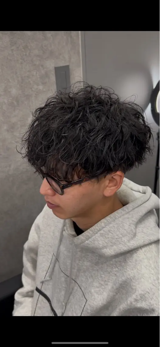 ショート パーマ メンズ メンズパーマ 波巻きパーマ カット パーマ メンズウルフ特化🐺 🔥長山耕大🔥のヘアスタイル