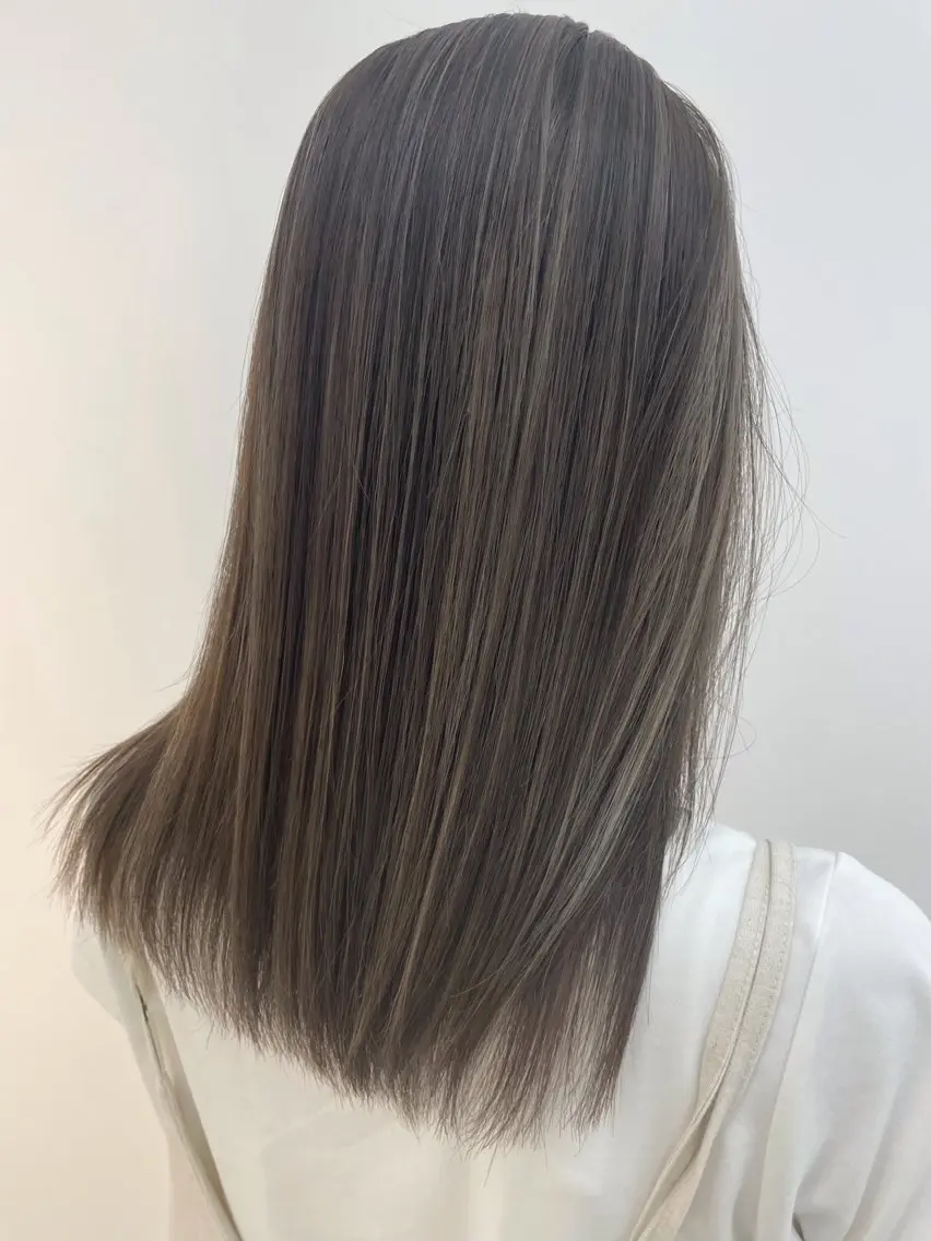 ミディアム カット ヘアカラー トリートメント 天王寺の美容師 わだひろしのヘアスタイル