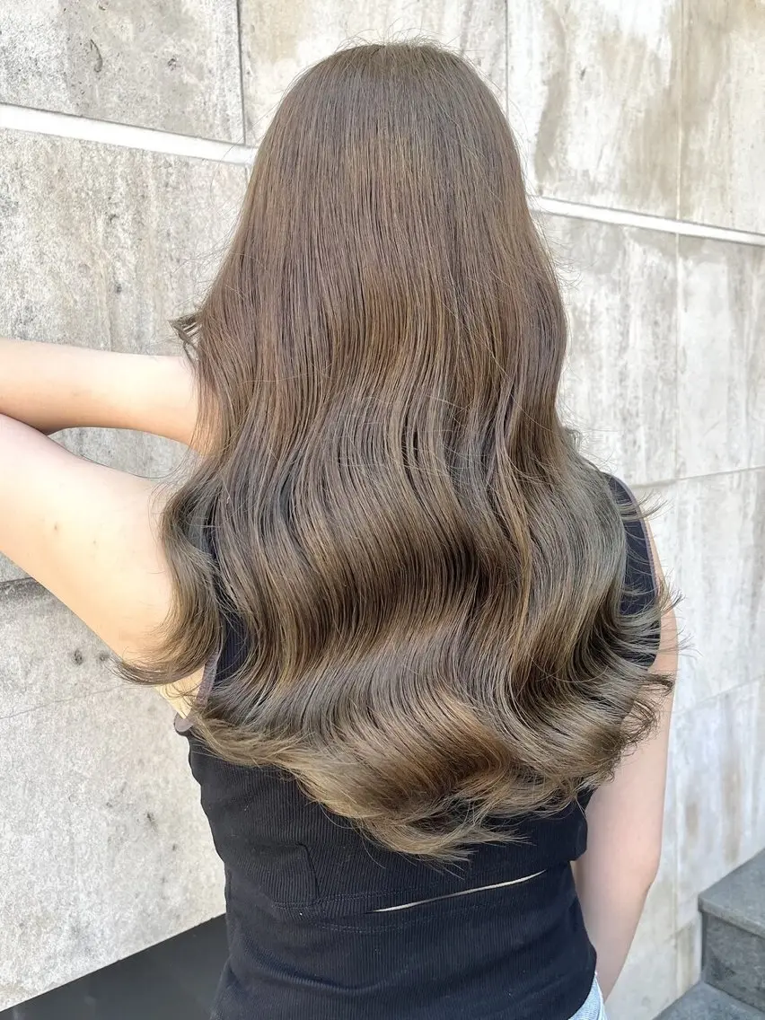 ロング カラー キラ🌟 艶感color🎀のヘアスタイル