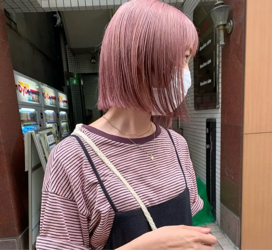 ショート カラー 💗暖色/ブリーチ/ レイヤー/横浜/メイのヘアスタイル