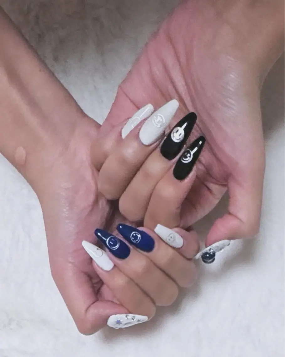 ネイル 持ち込み ワンカラーネイル on nail 尾張旭三郷店のネイルデザイン