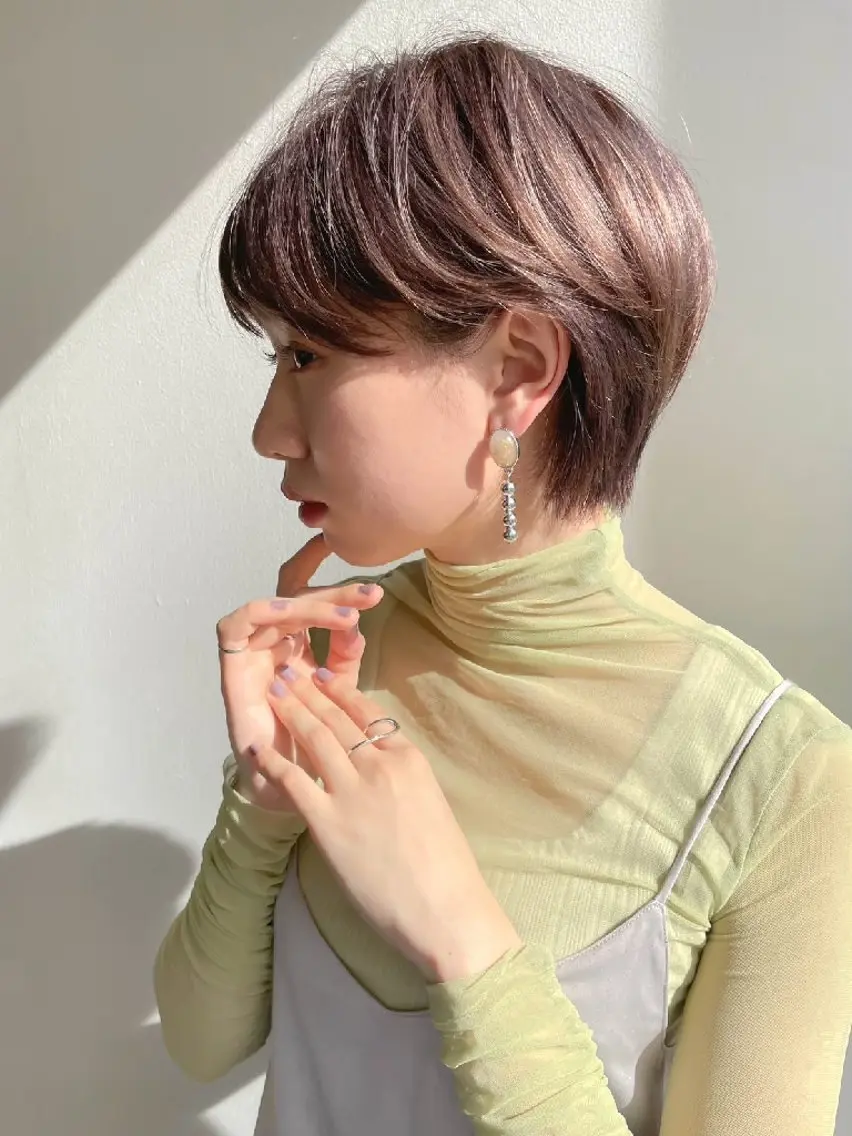 ショート August  梅原 千愛のヘアスタイル