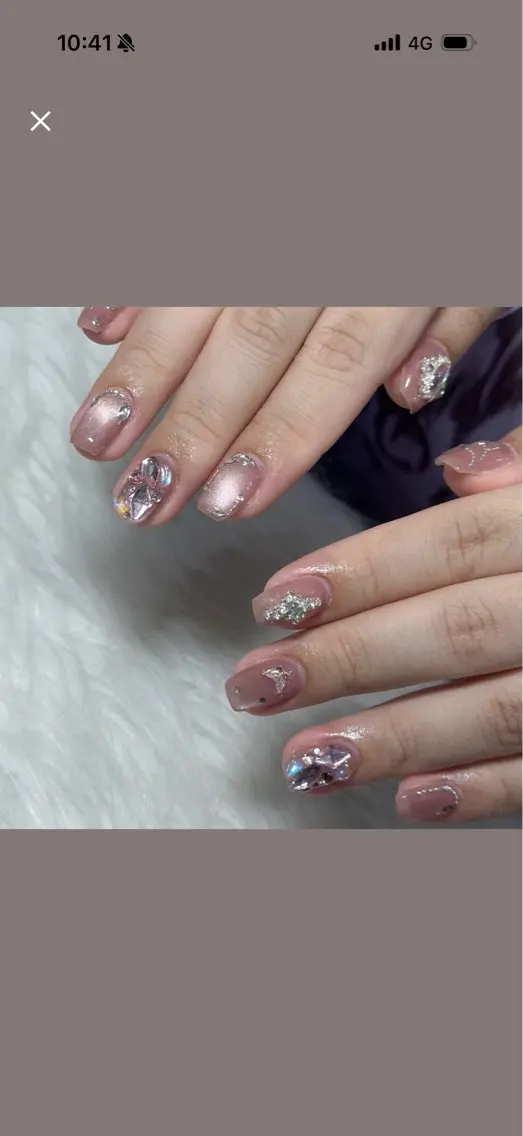 ネイル ハンドネイル LAVISH sakiのネイルデザイン