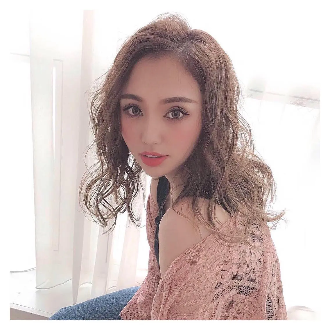 セミロング カラー ベージュカラー 透明感カラー YUI𓍯エクステ /ニュアンスカラーのヘアスタイル