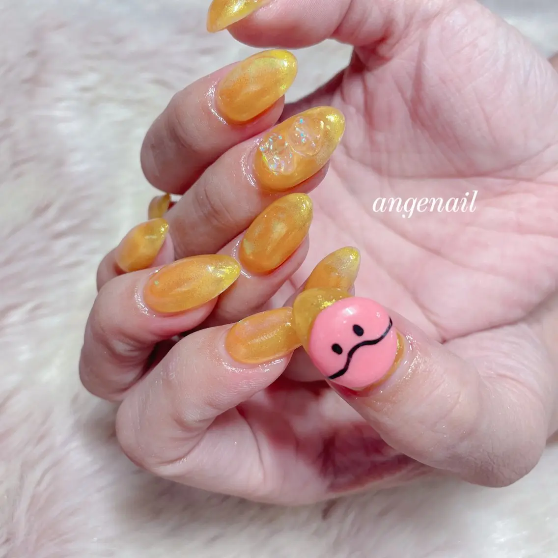 ネイル ハンドネイル オーナーネイリスト MAKIのネイルデザイン
