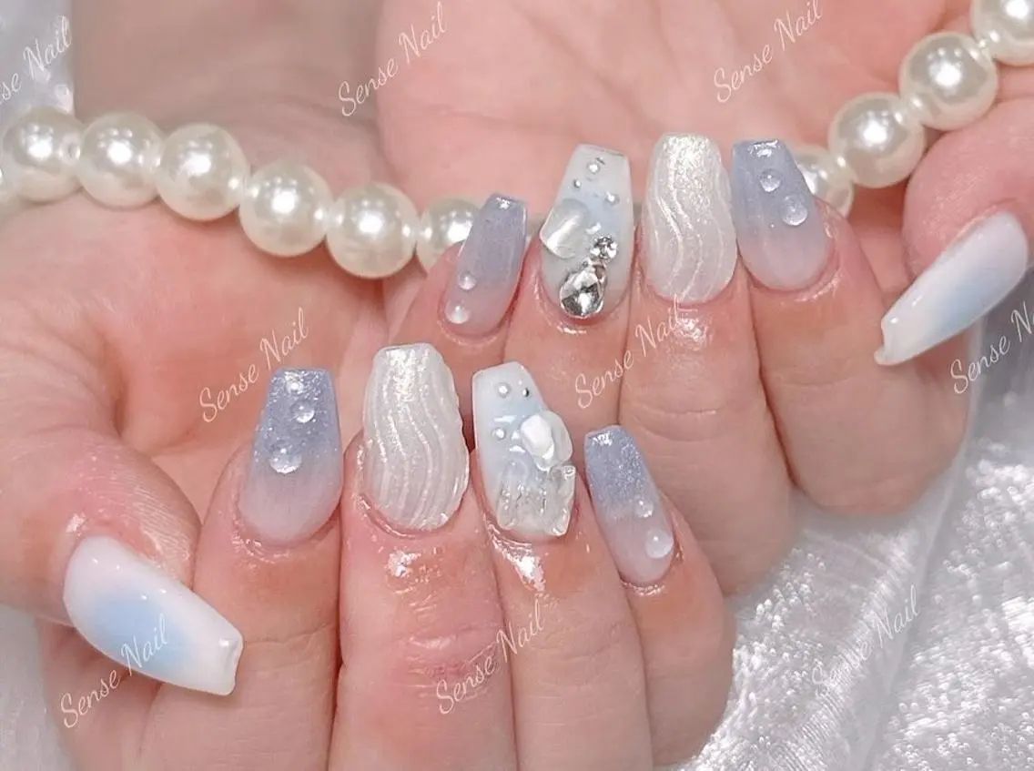ネイル ハンドネイル ハンドケア 🦋Yumiio 🦋のネイルデザイン