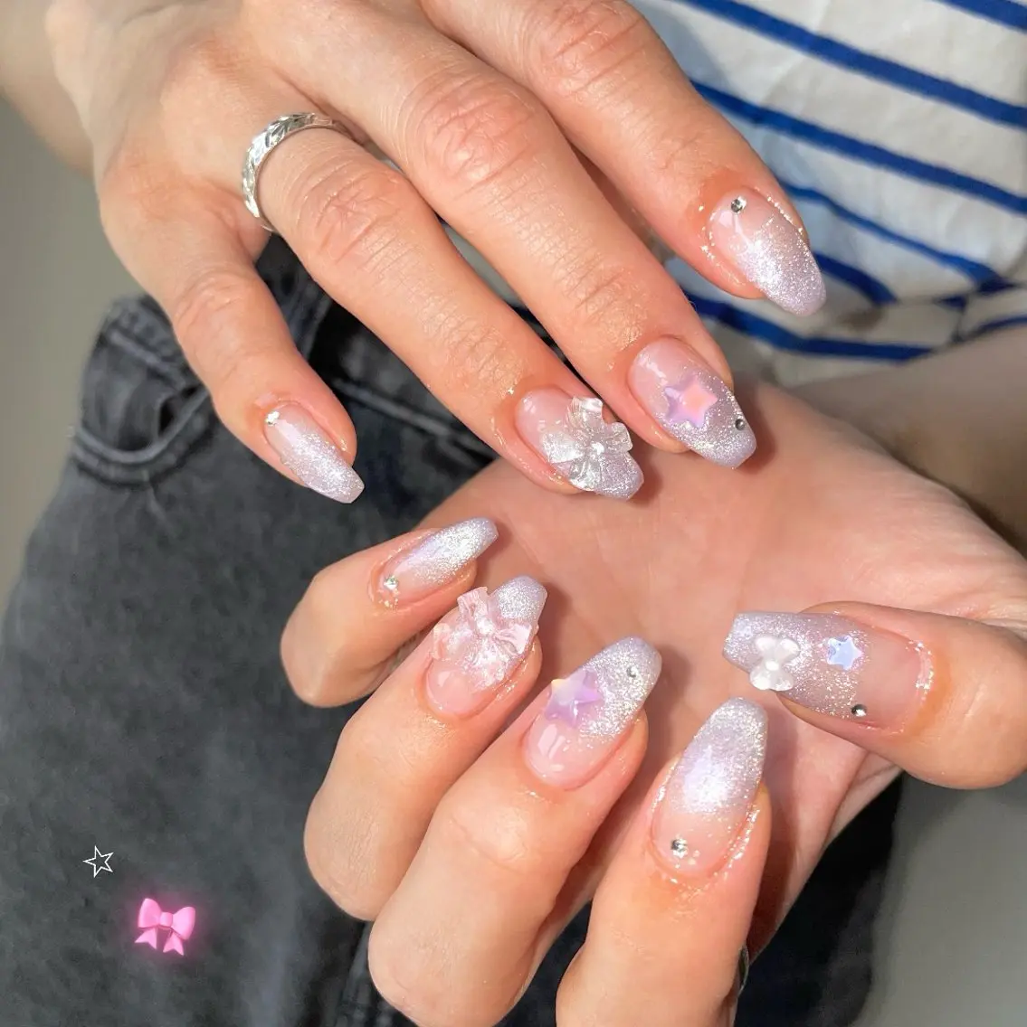 ネイル ブルー チークネイル フラッシュネイル フットネイル ジェルネイル ハンドネイル Sugar. ひかり໒꒱˚.*のネイルデザイン