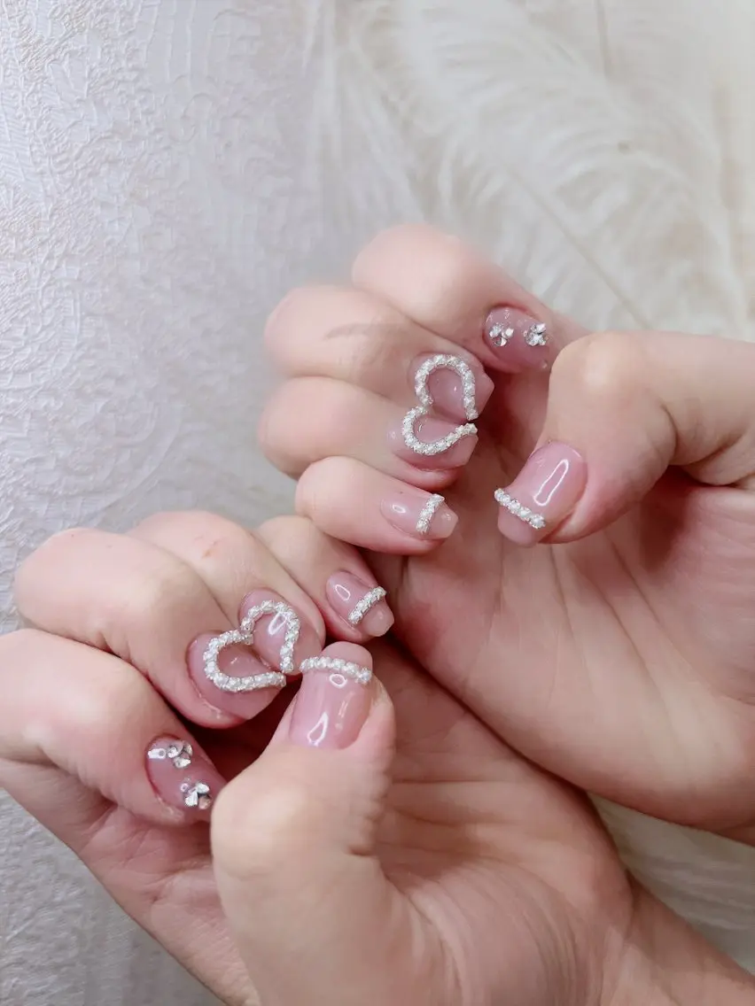 ネイル ハンドネイル Ubuntu🎀 ネイルサロン✨のネイルデザイン