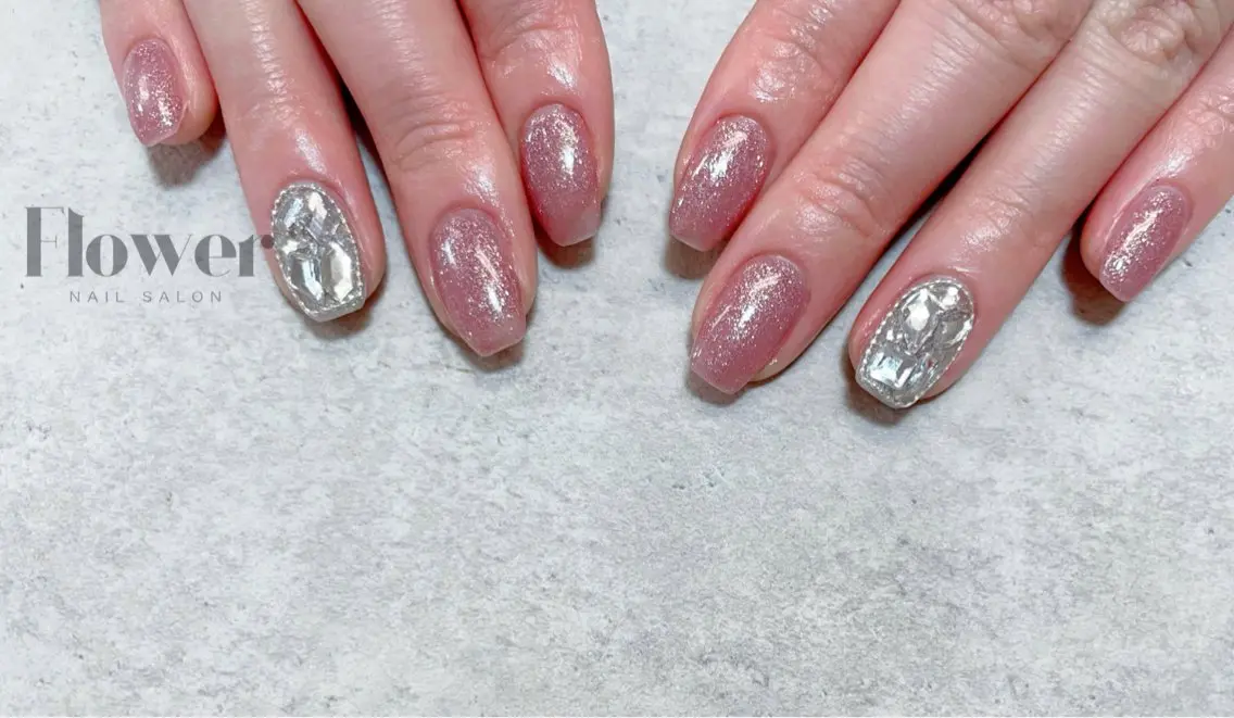 ネイル Flower nailのネイルデザイン