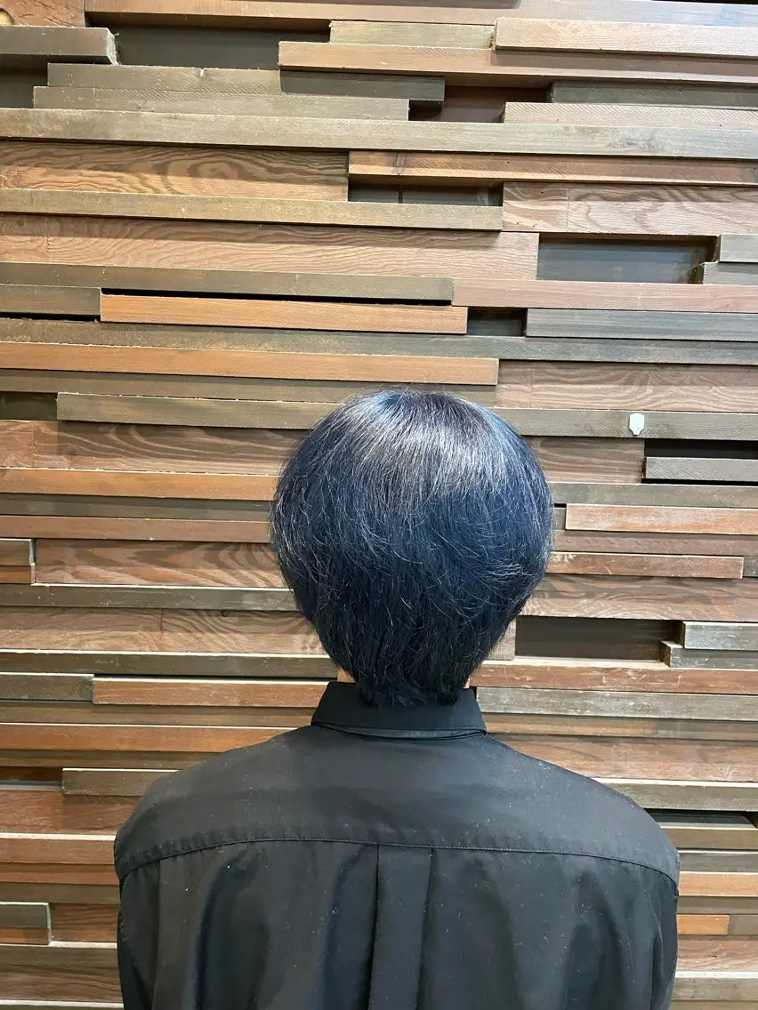 ショート カラー 草間 翔登のヘアスタイル