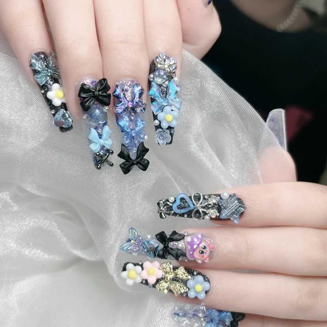 ネイル 成人式 ジェルネイル ロングネイル マグネットネイル ミディアムネイル ハンドネイル MoMoA Nail ネイル長さ出し専門店のネイルデザイン
