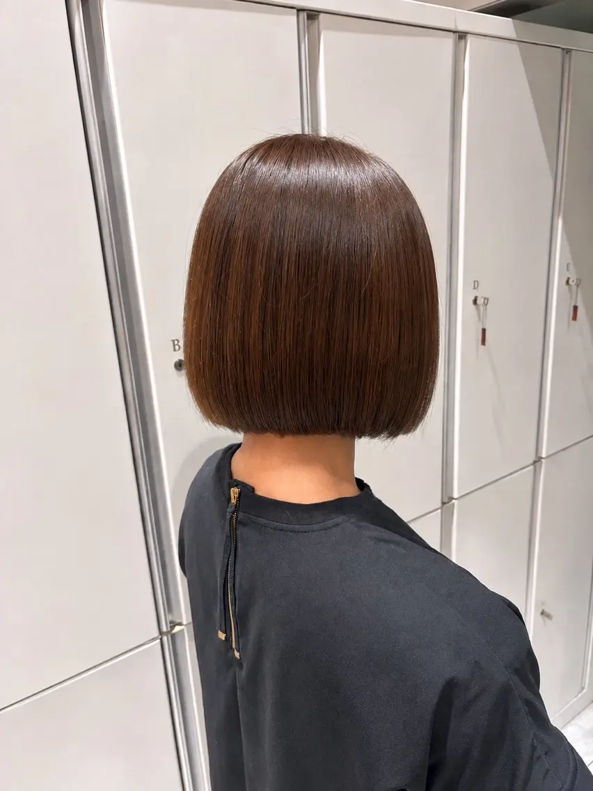 カラー 向田 栞菜のヘアスタイル