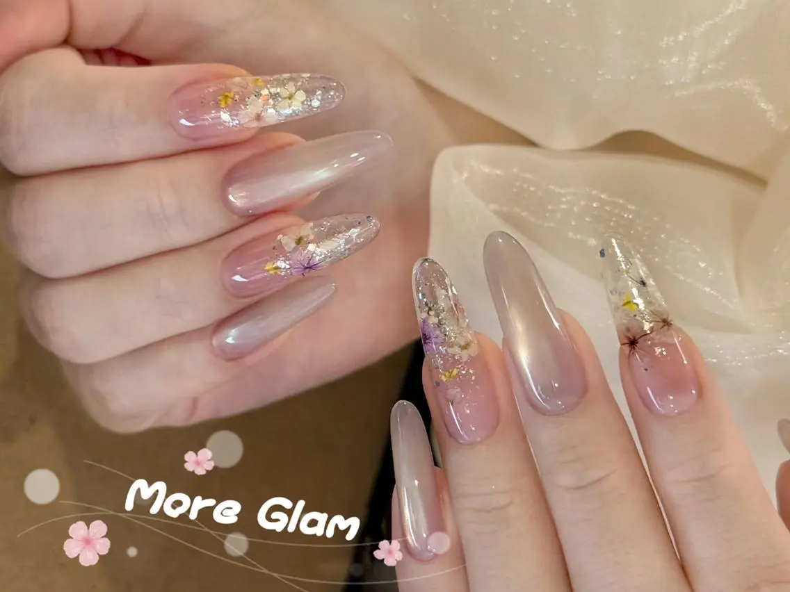 ネイル フットネイル フレンチネイル ジェルネイル ガラスフレンチ 韓国ネイル MoreGlam Nailsのネイルデザイン