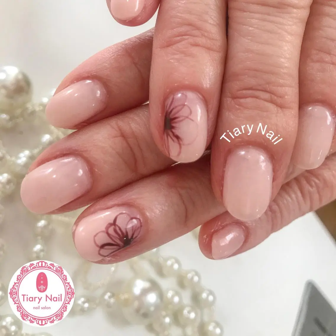 ネイル 💗🪽Tiary Nail🪽💗のネイルデザイン