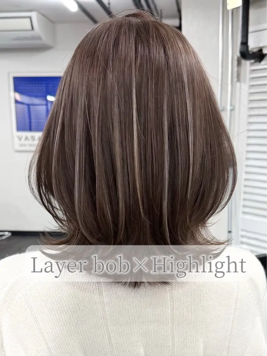 ミディアム カット ヘアカラー 市毛 結菜のヘアスタイル