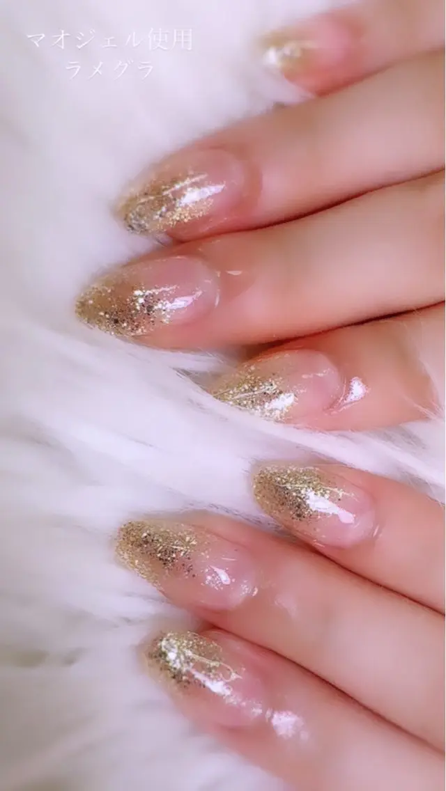ネイル ジェルネイル グラデーション ラメ(グリッター) ラメグラデーション Allure Yuuのネイルデザイン