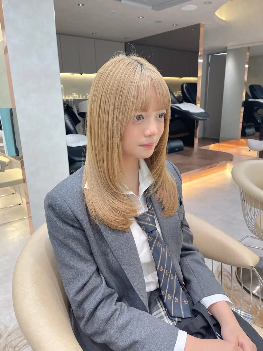 ミディアム ミディアムレイヤー 顔まわりレイヤー レイヤーカット カット ヘアカラー トリートメント 失敗しないレイヤー/ 顔まわり☀️しゅうとのヘアスタイル