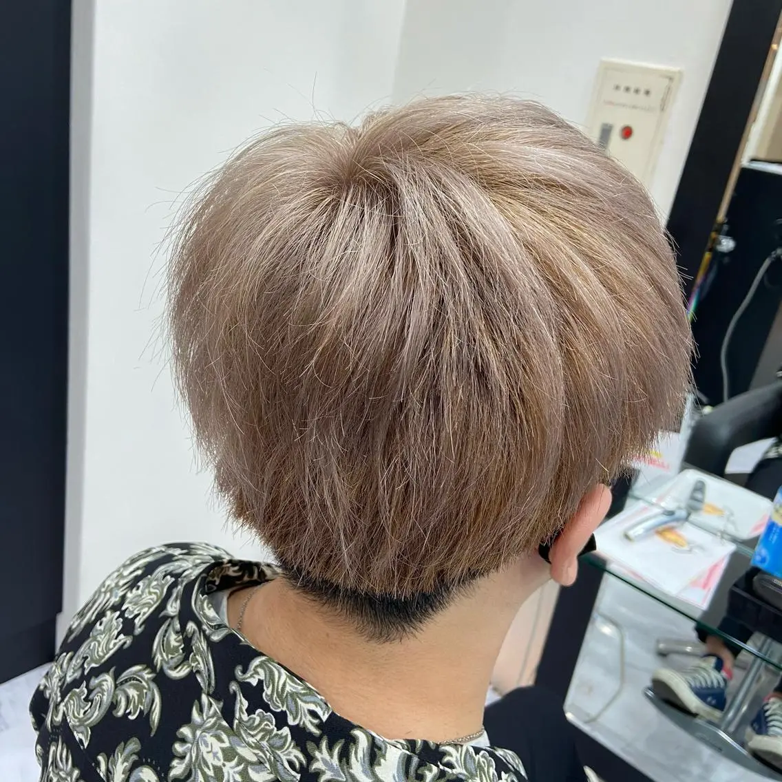 カラー メンズ Luce 杉本のヘアスタイル