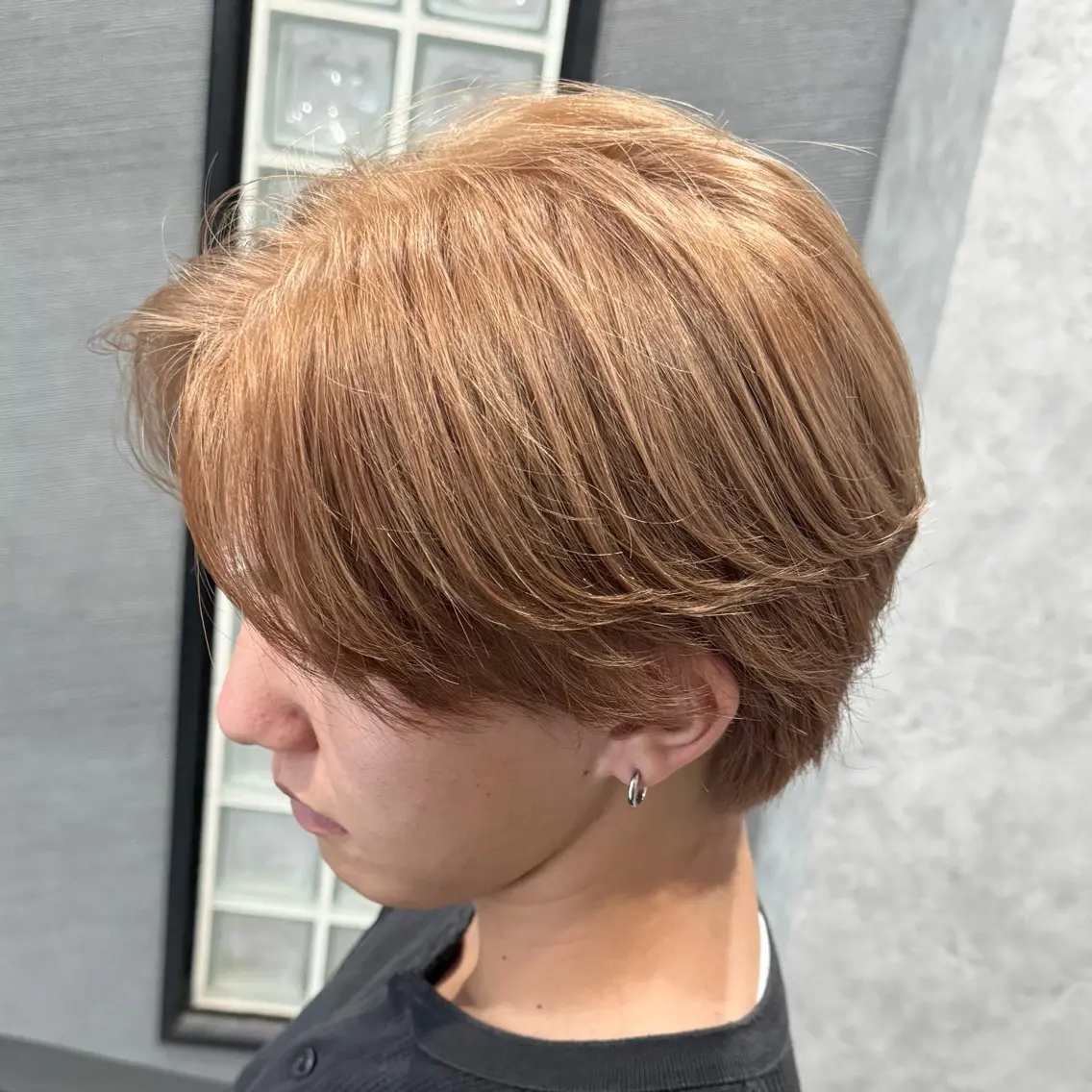 【初ブリーチにもおすすめ◎】ブリーチ1回+艶カラー+シルクケアトリートメントの写真