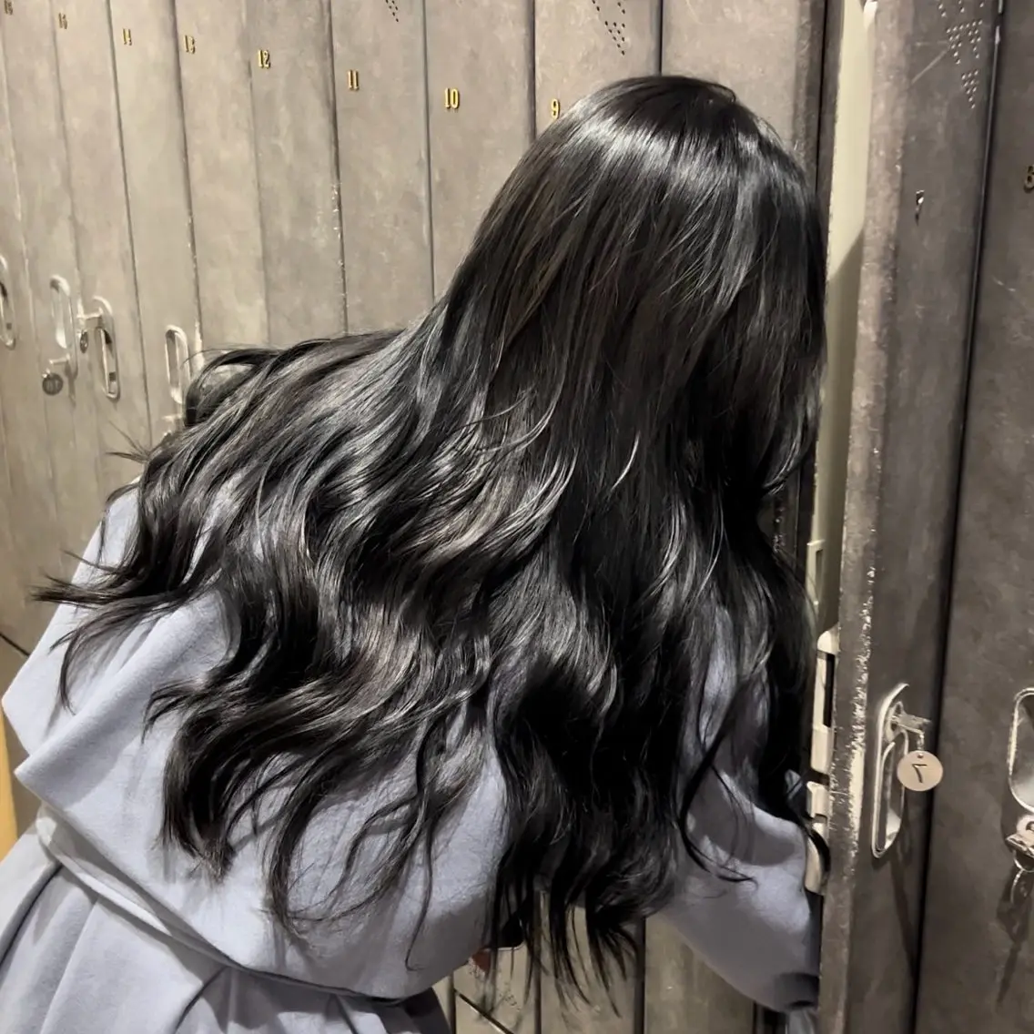 ロング カラー ブルーカラー ブルーグレー ブルーグレージュ 透明感カラー グレージュ ヘアカラー nana/ボブ/ レイヤー/梅田のヘアスタイル