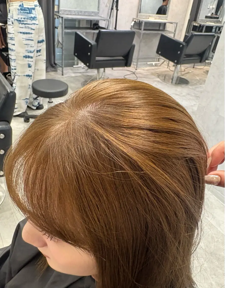カラー ベージュカラー ヘアカラー 柔ベージュ、上品 ／ボブ　ユミのヘアスタイル