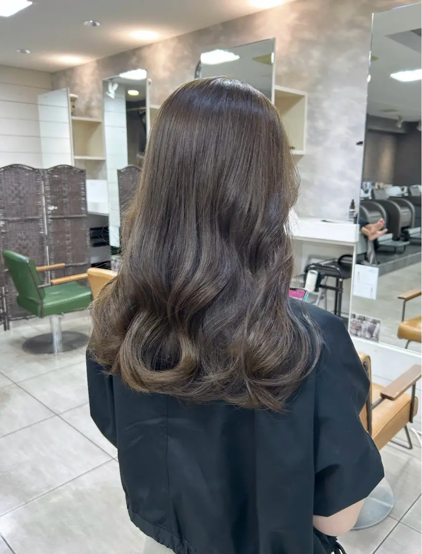 セミロング カット ヘアカラー レイヤー/艶髪カラー 森本くるみのヘアスタイル