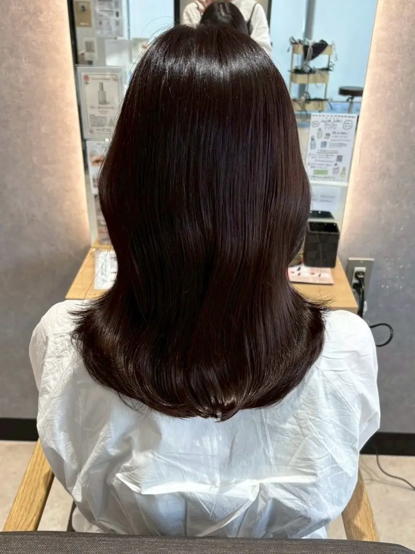 セミロング カラー ヘアカラー トリートメント FUKA🎀🩶 / 韓国風ヘアのヘアスタイル