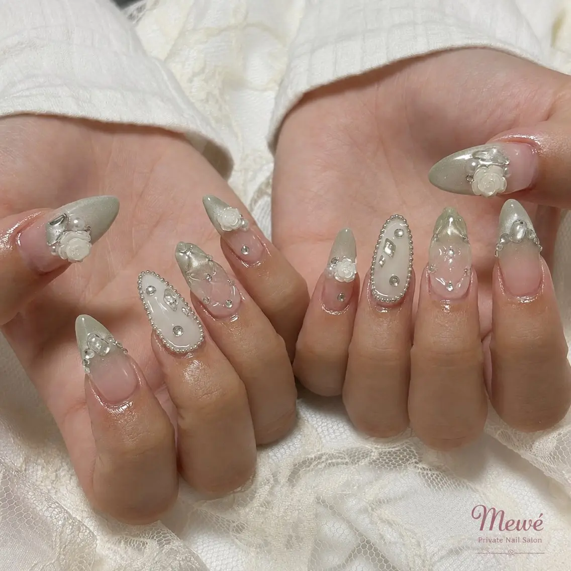 ネイル ハンドネイル Mewé ayakaのネイルデザイン