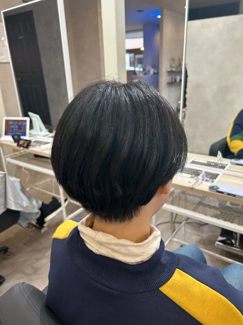 ショート くせ毛 ショートヘア 石原 侑季のヘアスタイル