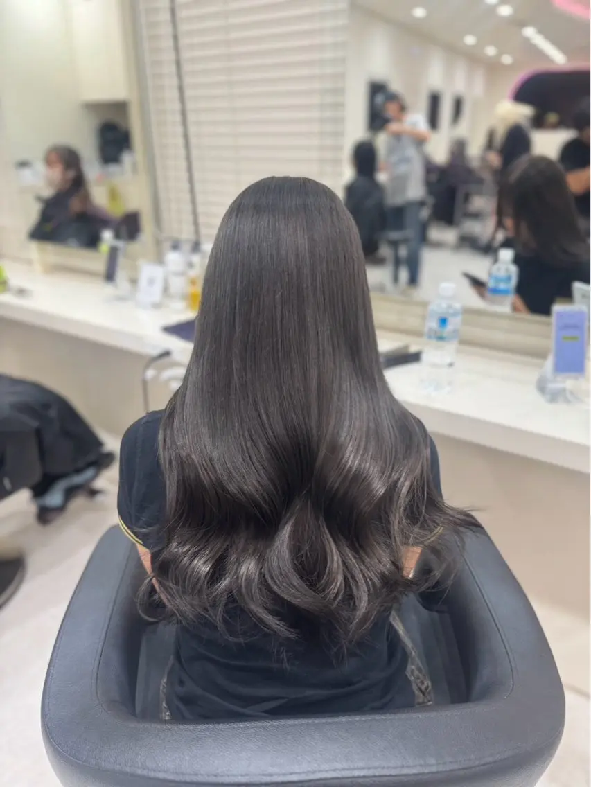 ロング カラー ヘアカラー トリートメント 💕мei 透明感カラー💕のヘアスタイル