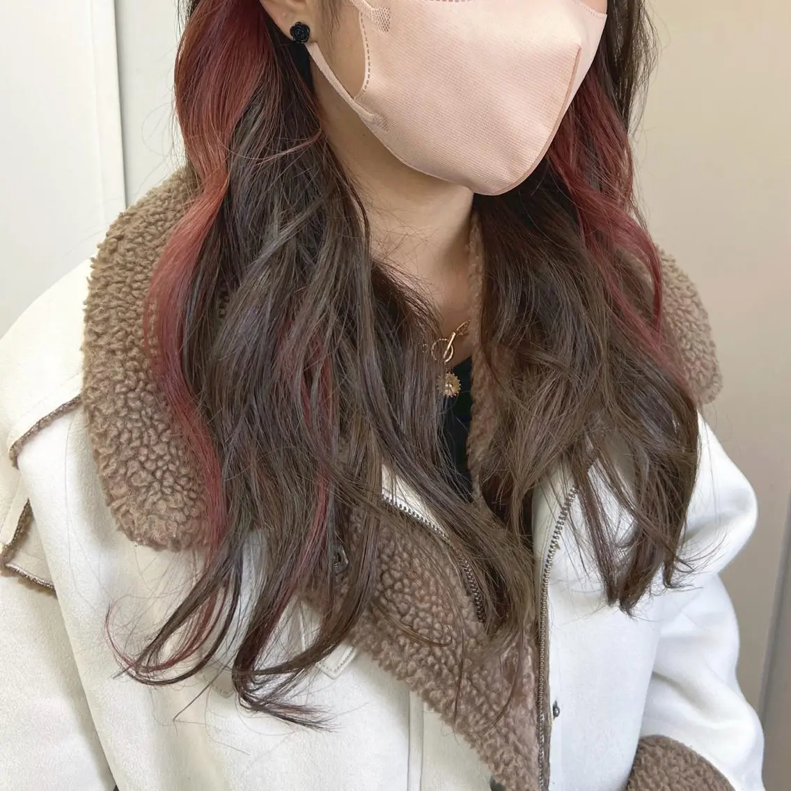 ロング カラー アッシュ アッシュブラウン ブラウンカラー ピンクカラー 三上 恵里奈のヘアスタイル