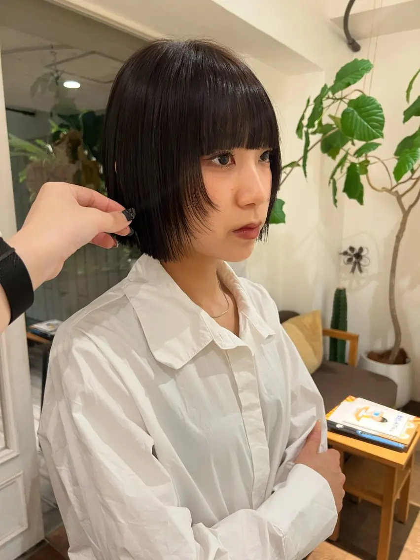 前髪カットの写真