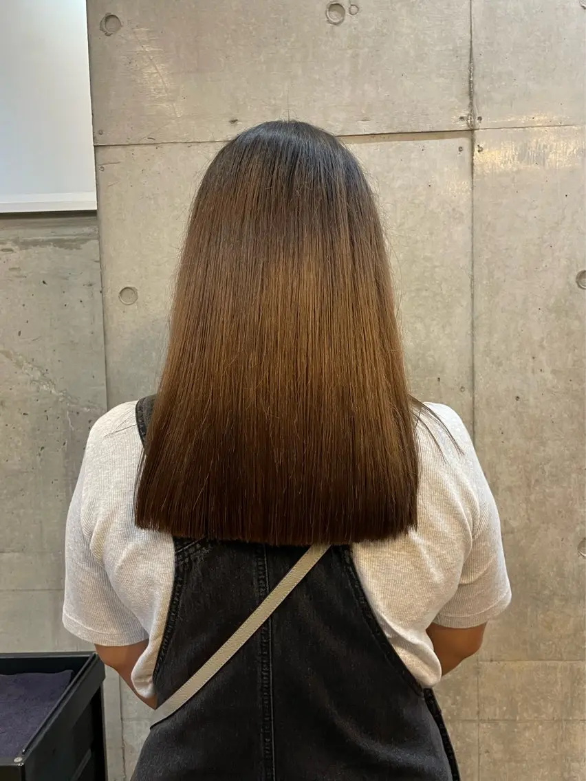 ロング 佐藤 百葉のヘアスタイル