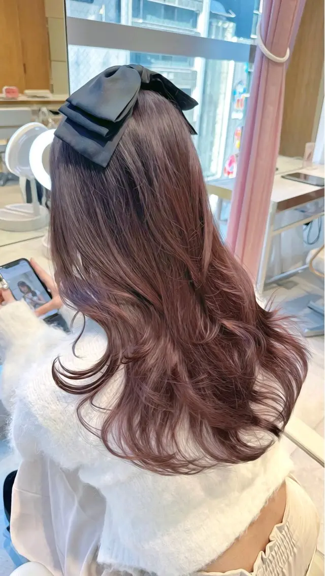 セミロング カラー カット ヘアカラー トリートメント ヘッドスパ ヘアセット 韓国ヘア/レイヤー/ 顔まわり/りょーとのヘアスタイル