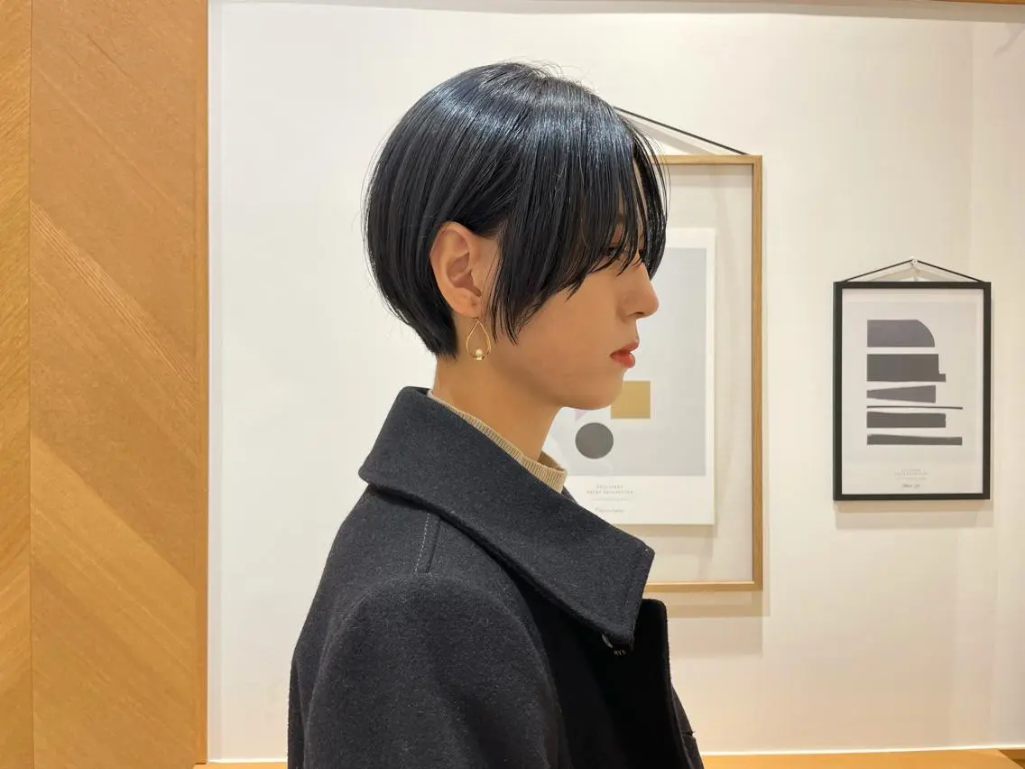 ショート ARMONY秋山輝也 コテ巻き風パーマ特化のヘアスタイル