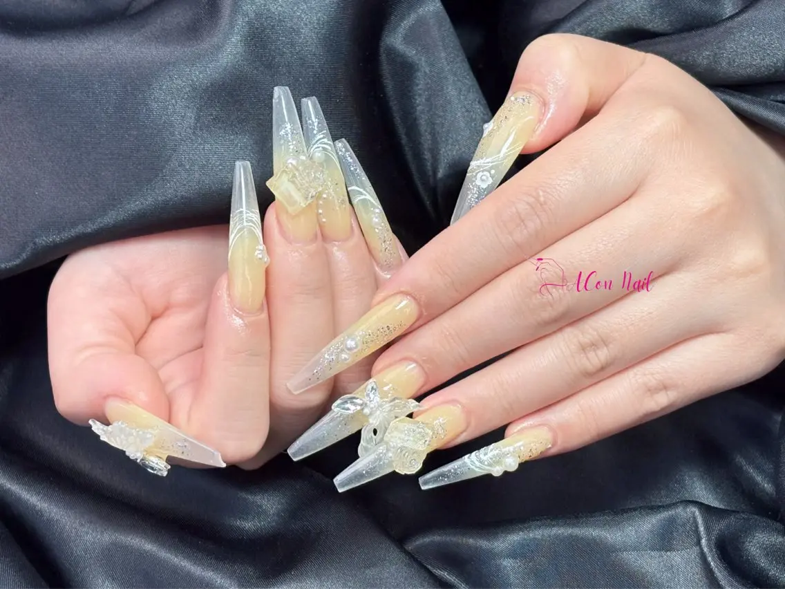 ネイル 桜ネイル 長さ出し フラワーネイル フレンチネイル ジェルネイル ハンドネイル ACon NailSalonのネイルデザイン