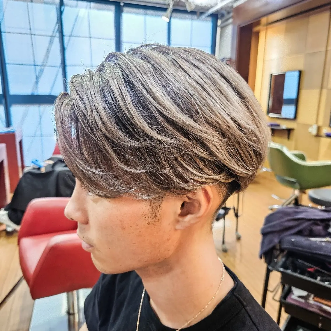 ☀️バレイヤージュ+メンズカットの写真