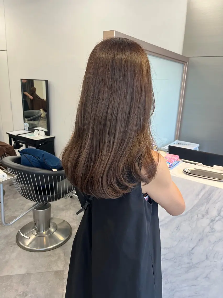 ロング カラー ブラウンカラー オリーブブラウン レイヤーカット レイヤーカット🌈 透明感カラー🌷ﾕﾘのヘアスタイル