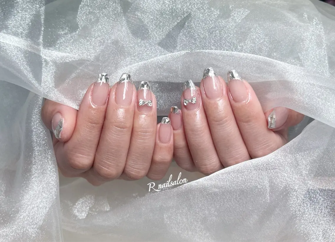 セミロング R NAILSALONのネイルデザイン