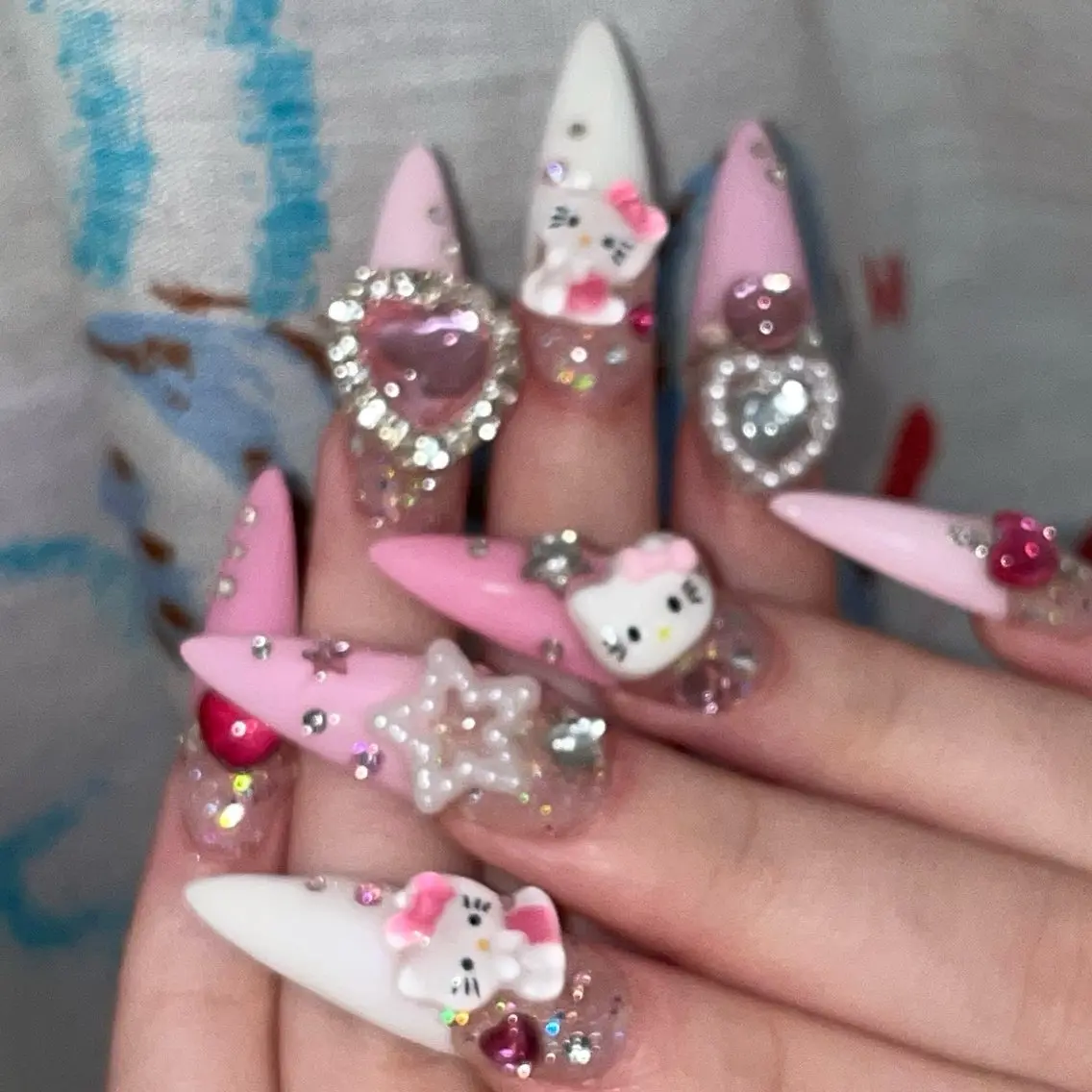 【リピーター様】長さだし10本💅🏼アート＆パーツ放題🌺の写真