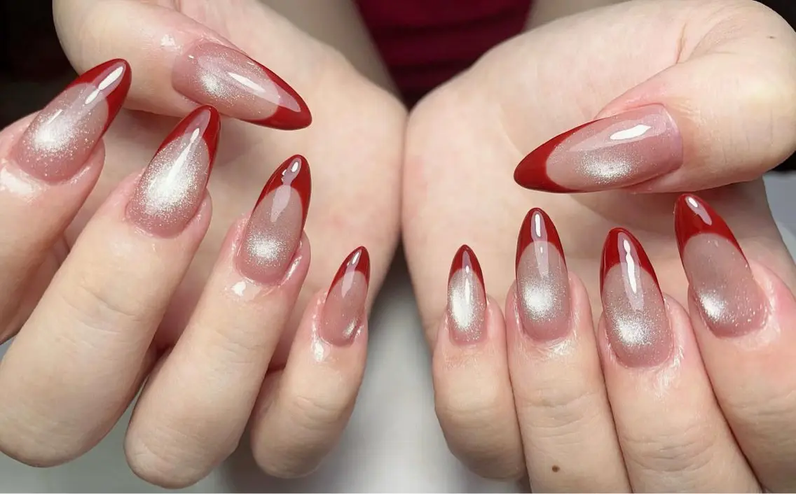ネイル チークネイル フレンチネイル グラデーション キラキラネイル 韓国ネイル ハンドネイル Minette nailHuongのネイルデザイン