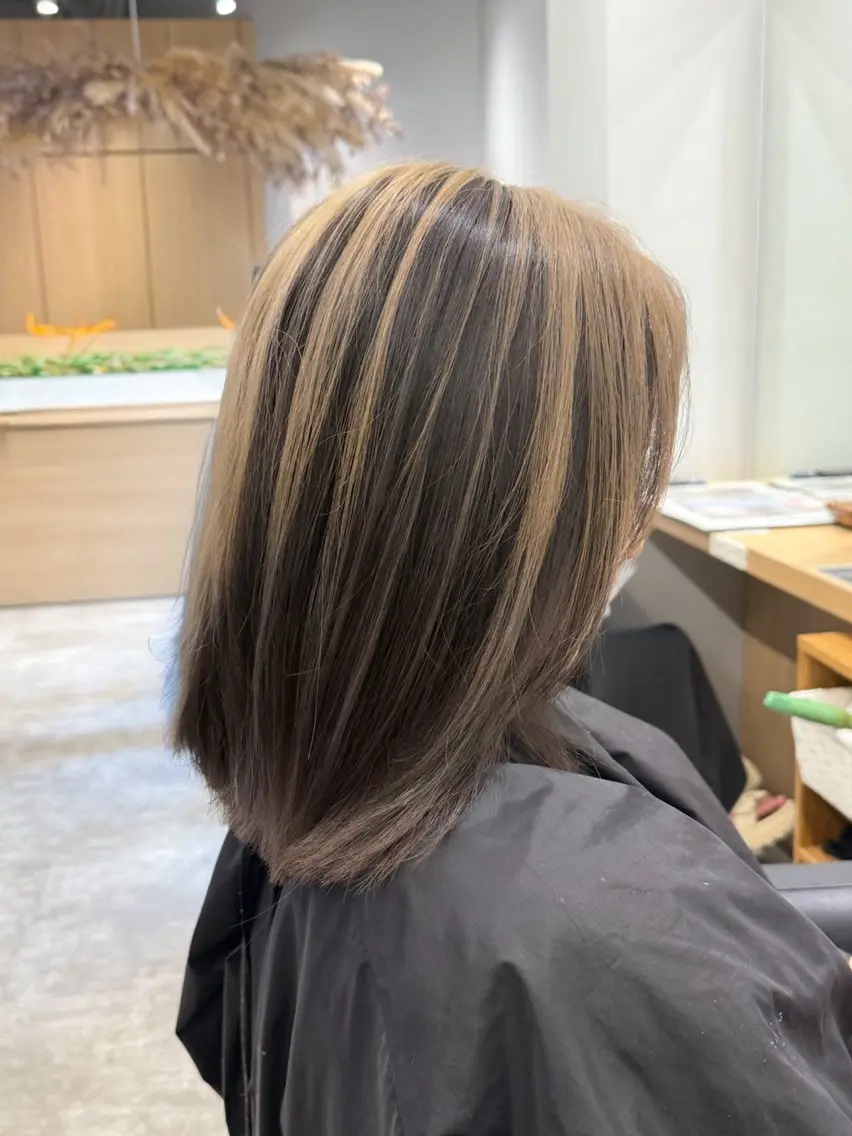 ミディアム カラー カット ヘアカラー 巻ける髪質改善🫧ハ イライト/永田汰伊智のヘアスタイル