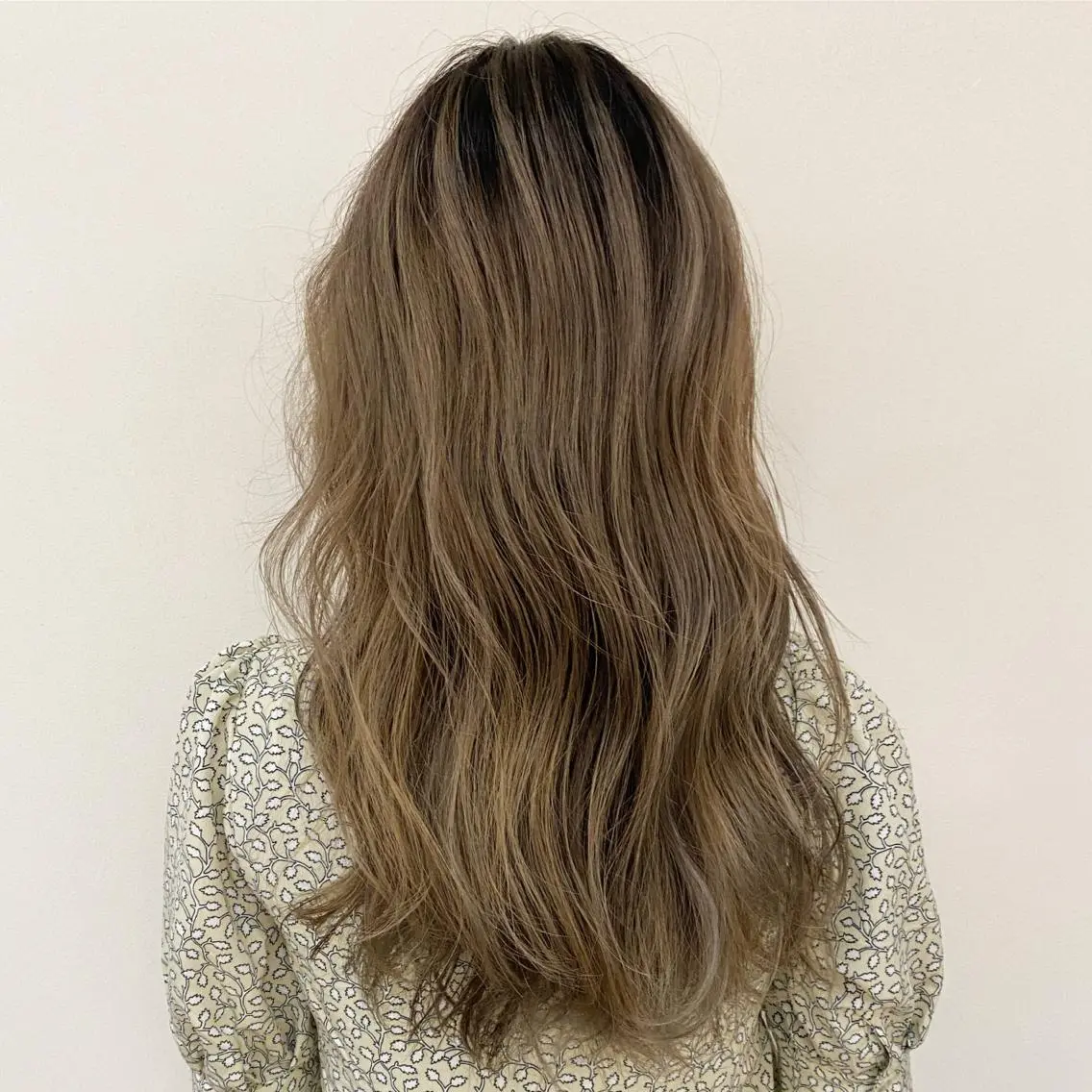 セミロング カラー カット ヘアカラー 馬場 涼平のヘアスタイル