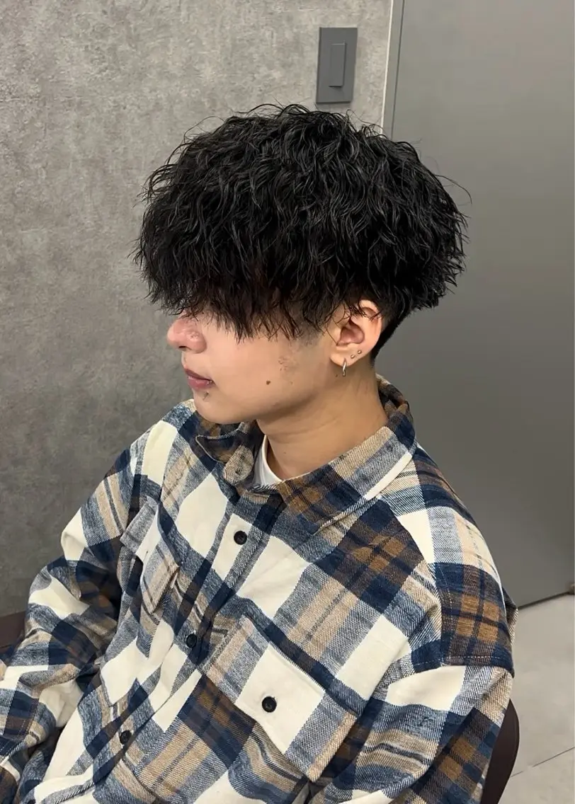 メンズ 札幌海外風メンズヘア KAZUのヘアスタイル