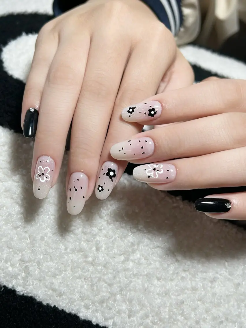 ネイル FuFu.Nail 2️⃣番のネイルデザイン