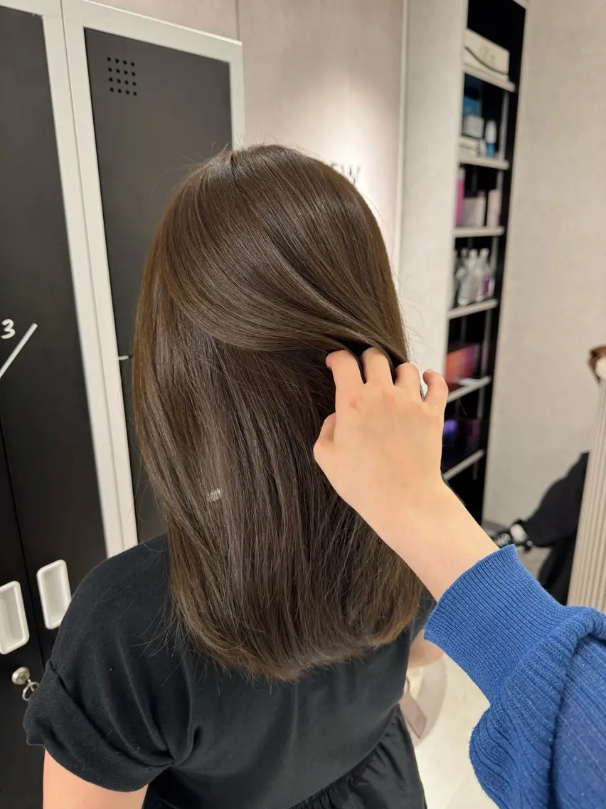 カラー オリーブカラー 🩵ワンカラー／ 銀座／mayu🩵のヘアスタイル