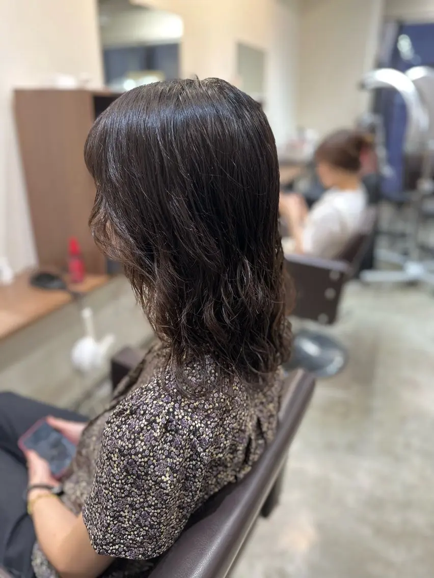 ミディアム カラー パーマ カット ヘアカラー パーマ トリートメント 平日オススメ✨ コスパ&タイパ✨山下のヘアスタイル